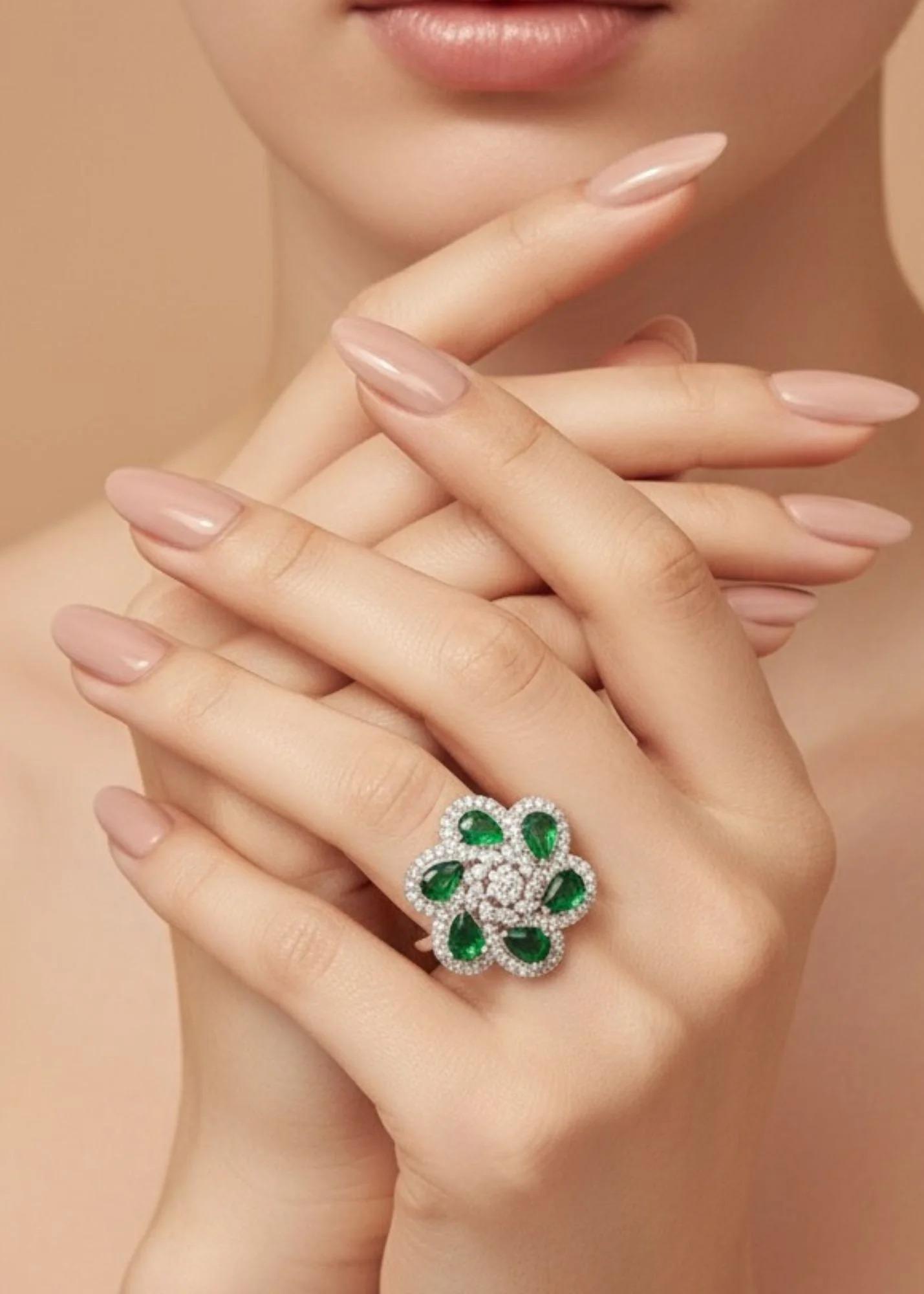 Emerald Radiance Ring | 1 Carat