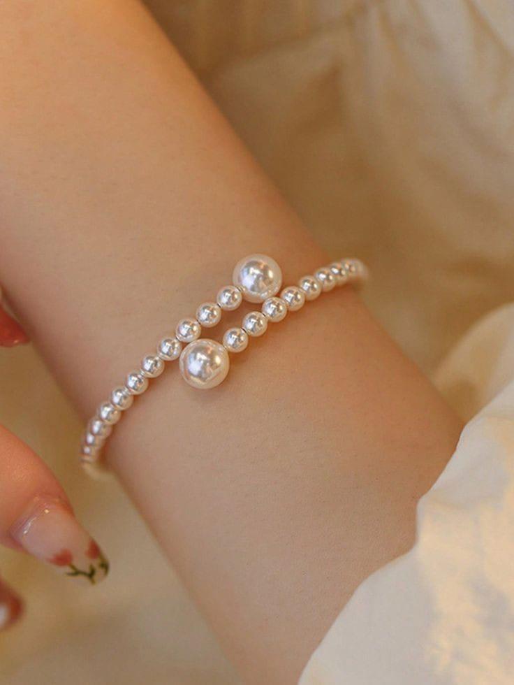 Collar Plastic Embellished Bracelet